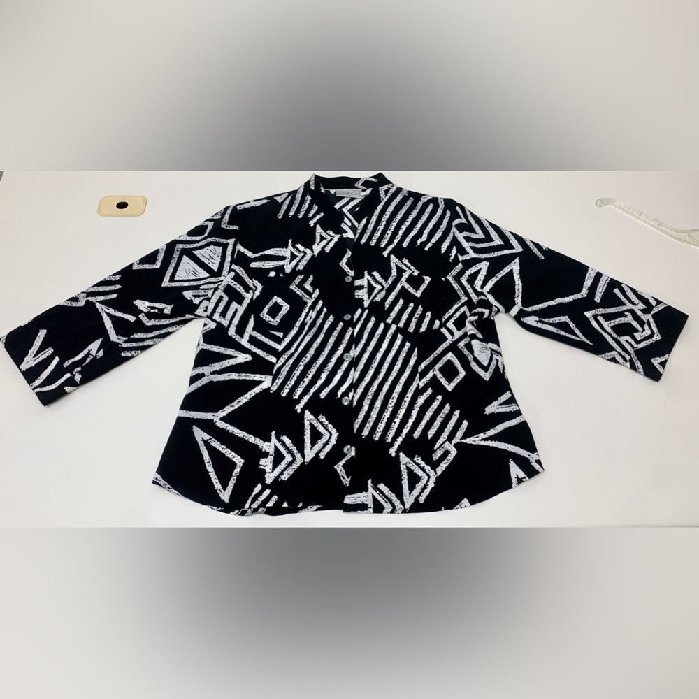 1990s Vintage KATHY CHE Black & White Double Breast Pocket Button Down Top